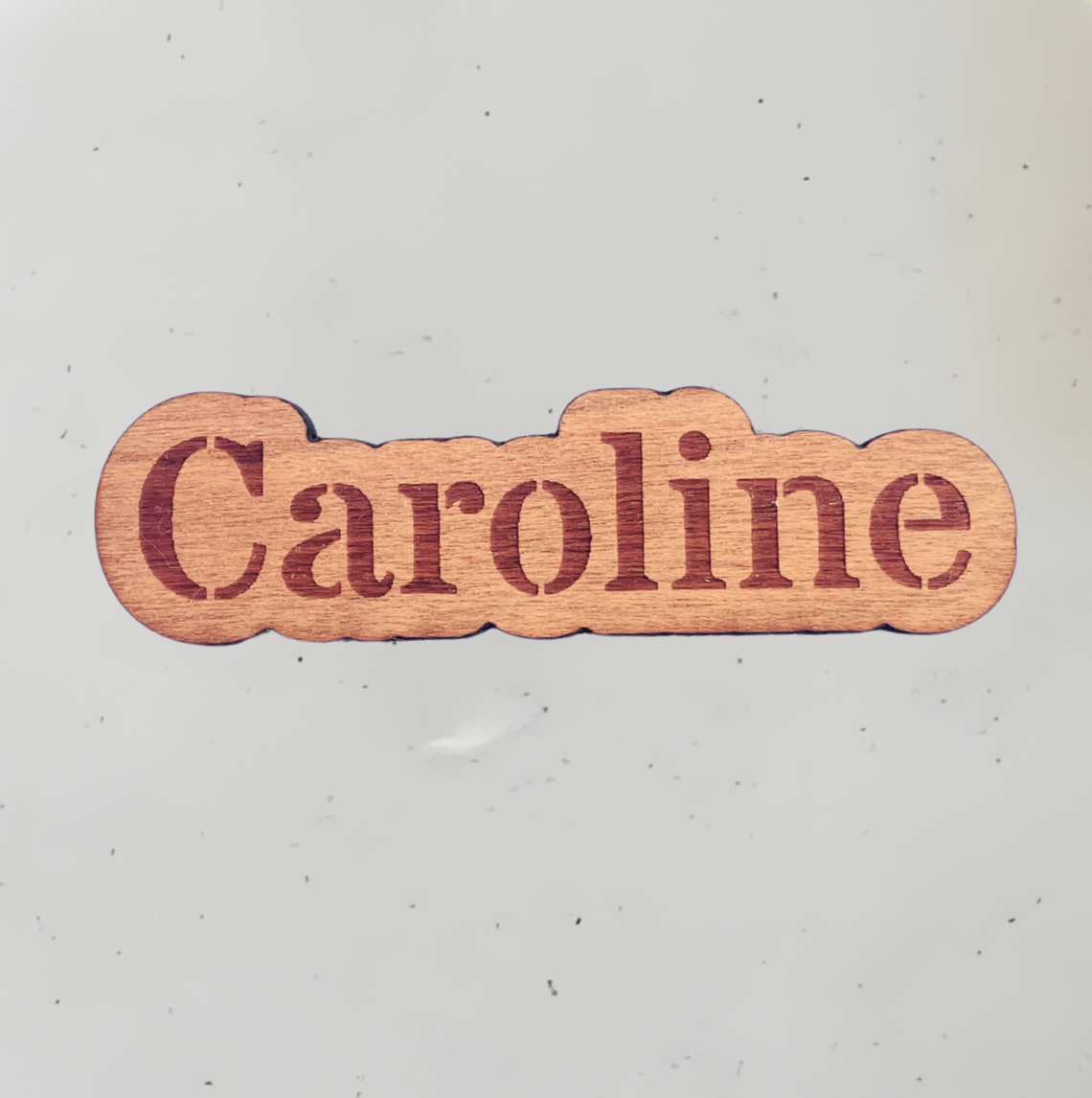 Personligt bordkort i træ - Caroline