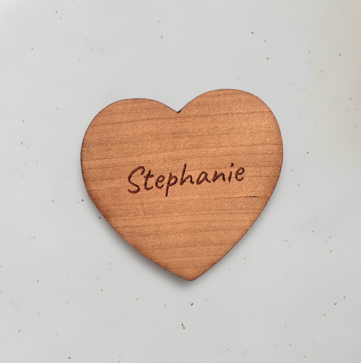 Personligt bordkort i træ – Stephanie