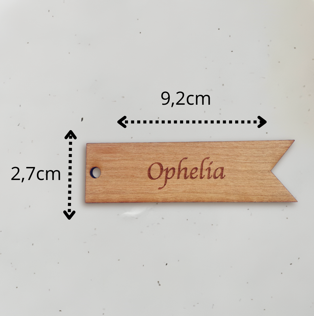 Personligt bordkort i træ - Ophelia