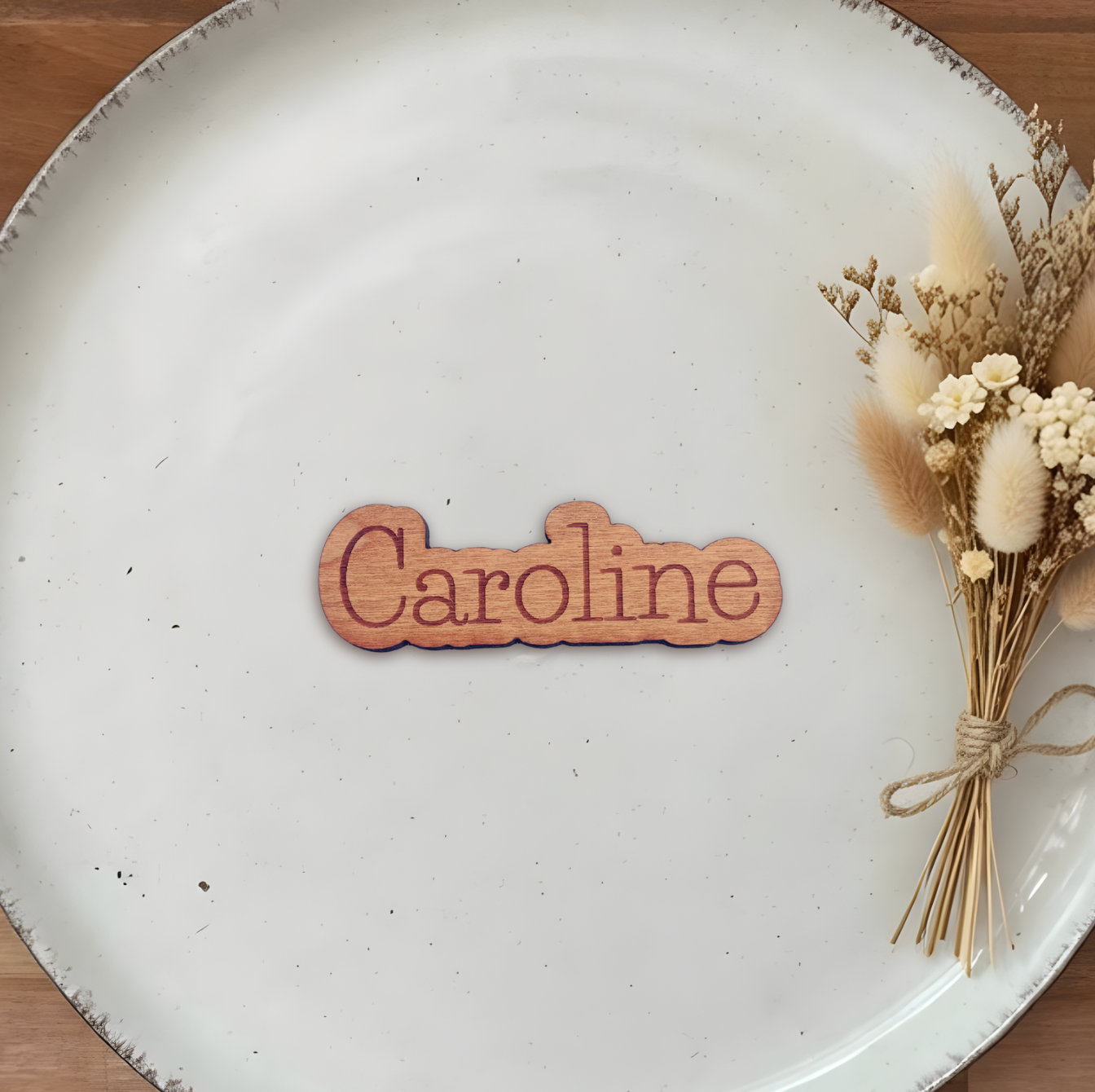 Personligt bordkort i træ - Caroline