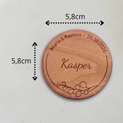 Personligt bordkort i træ - Kasper
