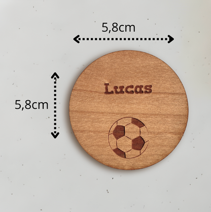 Personligt bordkort i træ - Lucas