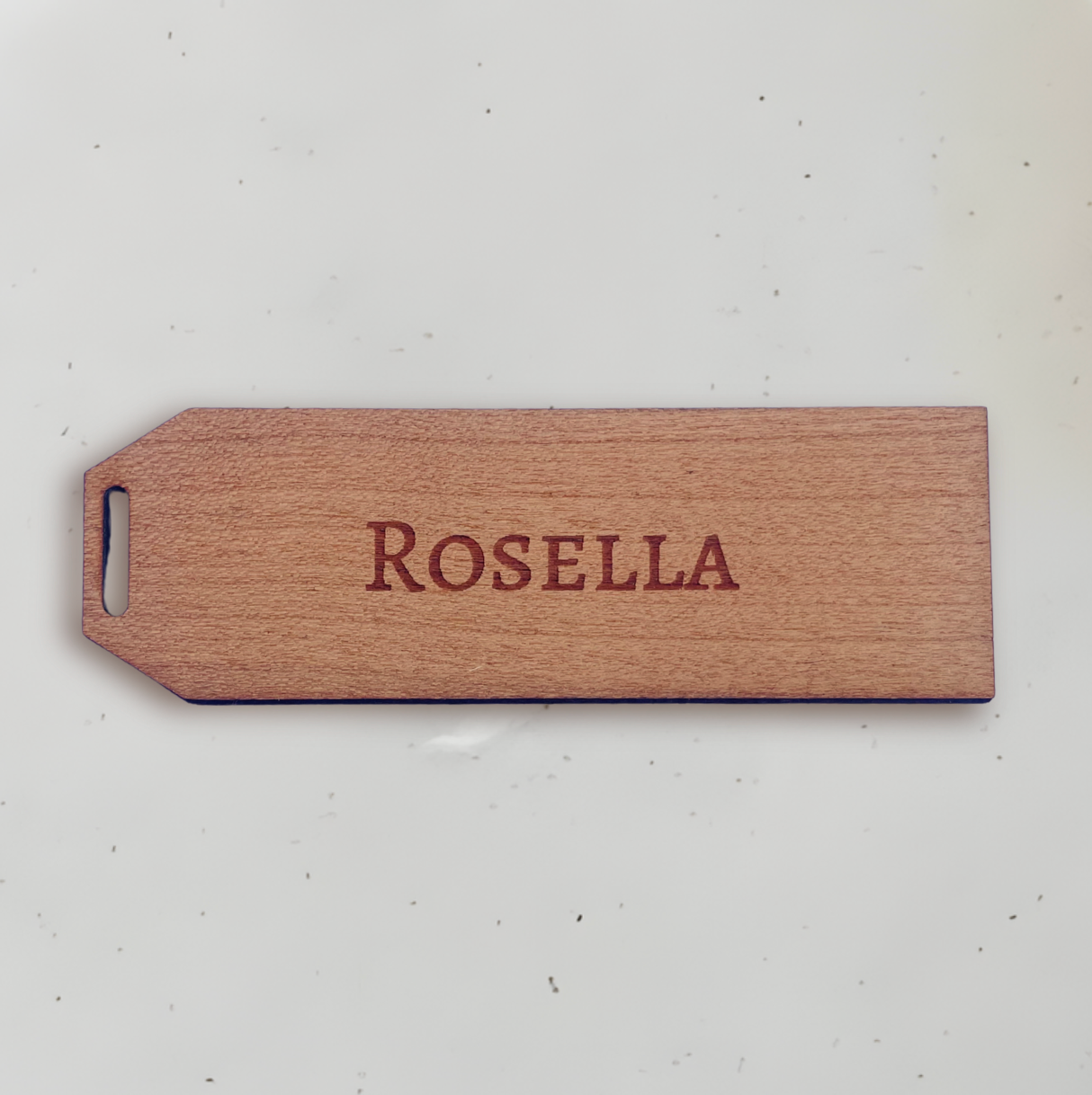 Personligt bordkort i træ - Rosella
