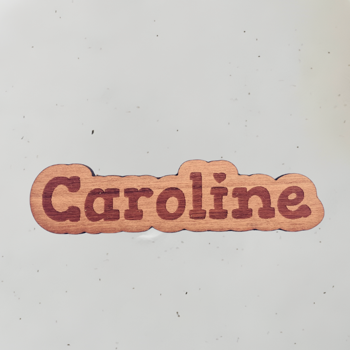 Personligt bordkort i træ - Caroline