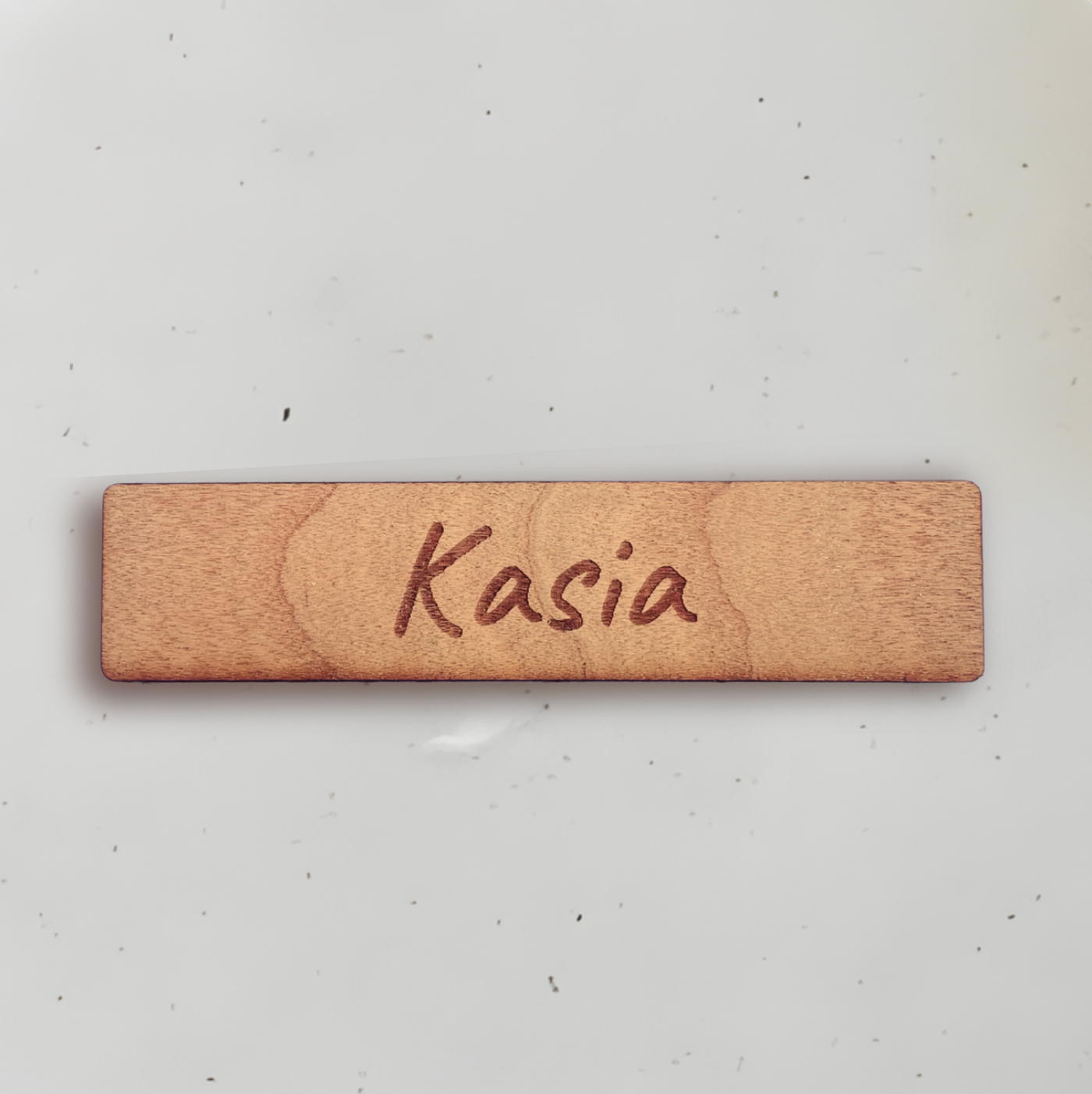 Personligt bordkort i træ - Kasia
