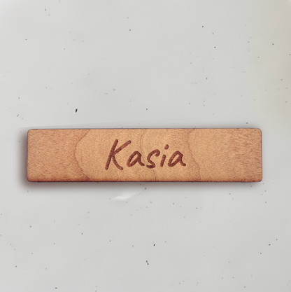 Personligt bordkort i træ - Kasia