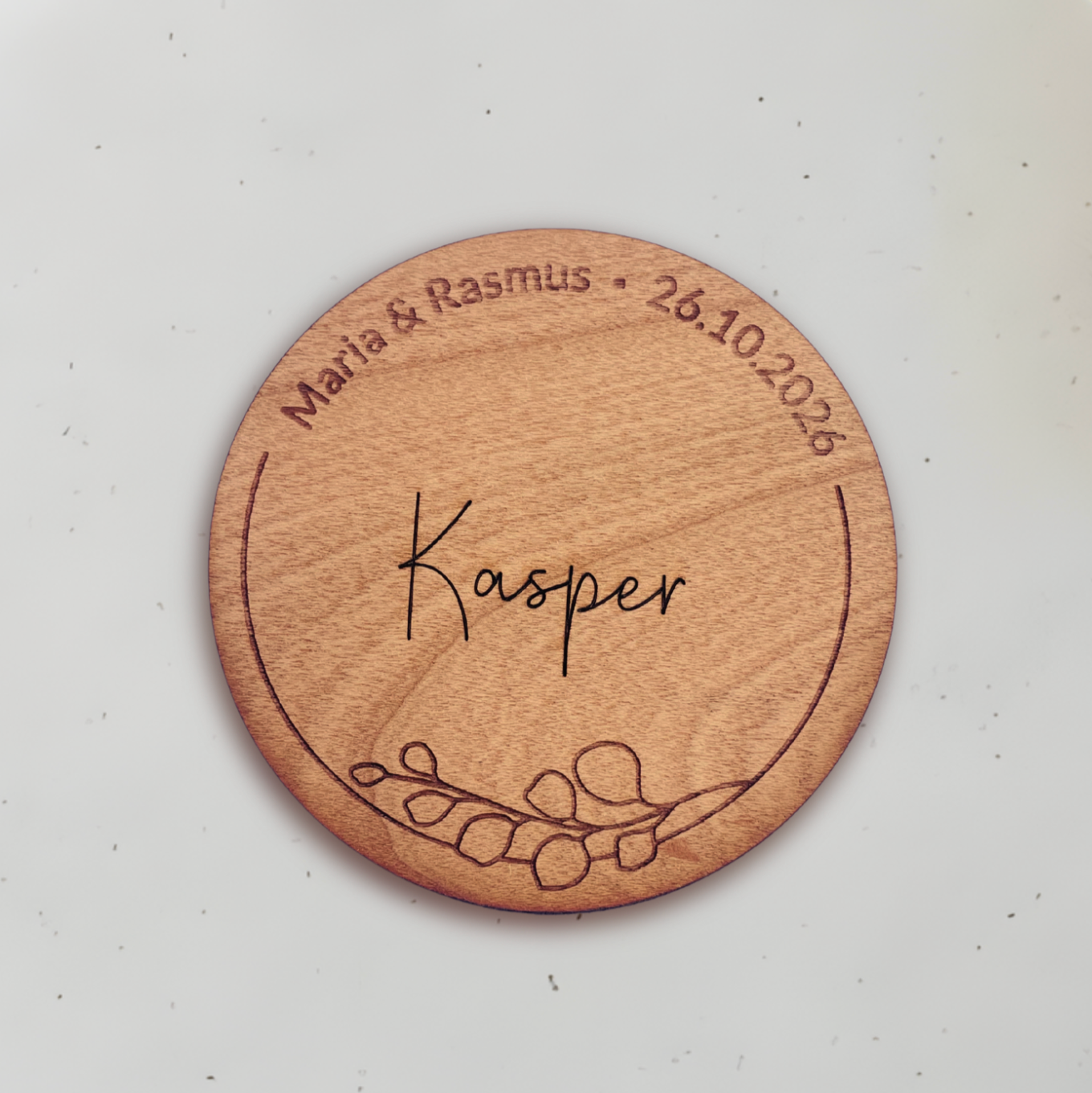 Personligt bordkort i træ - Kasper