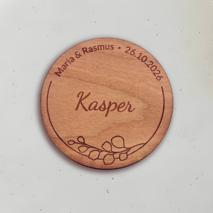 Personligt bordkort i træ - Kasper