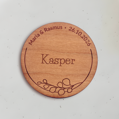 Personligt bordkort i træ - Kasper