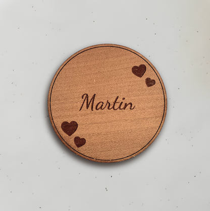 Personligt bordkort i træ - Martin