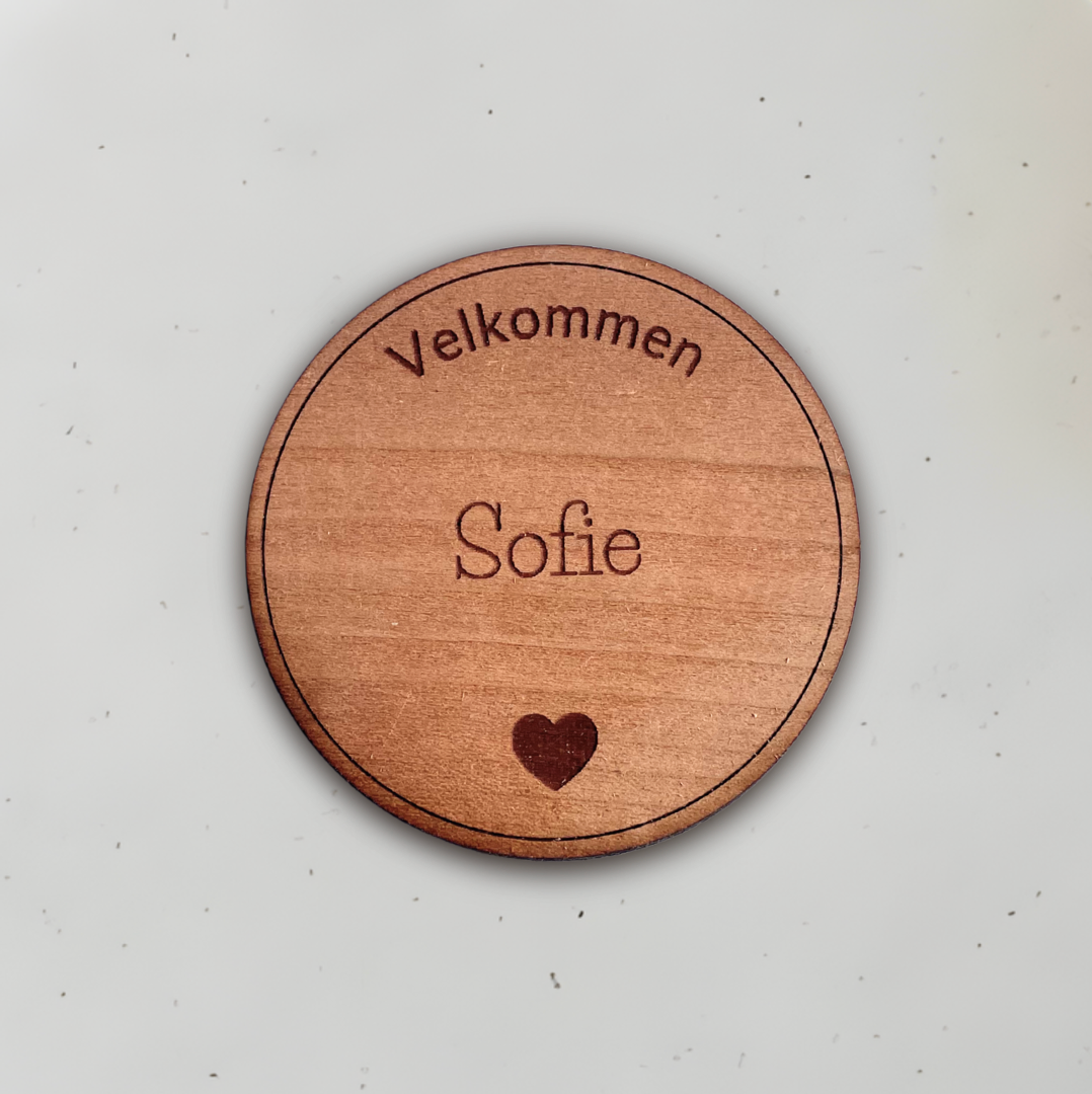 Personligt bordkort i træ - Sofie
